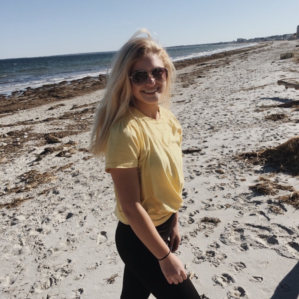 Yellow t shirt crop top